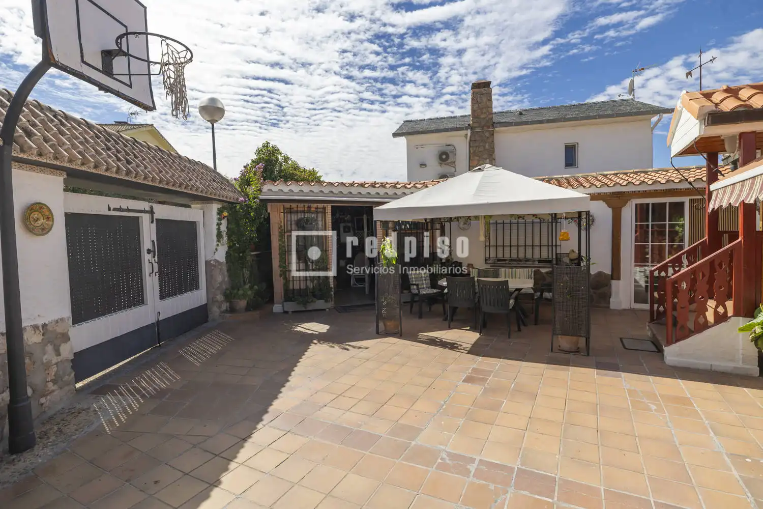 Haus oder Chalet zum Verkauf in Arganda del Rey mit Klimaanlage, Heizung und Parkett