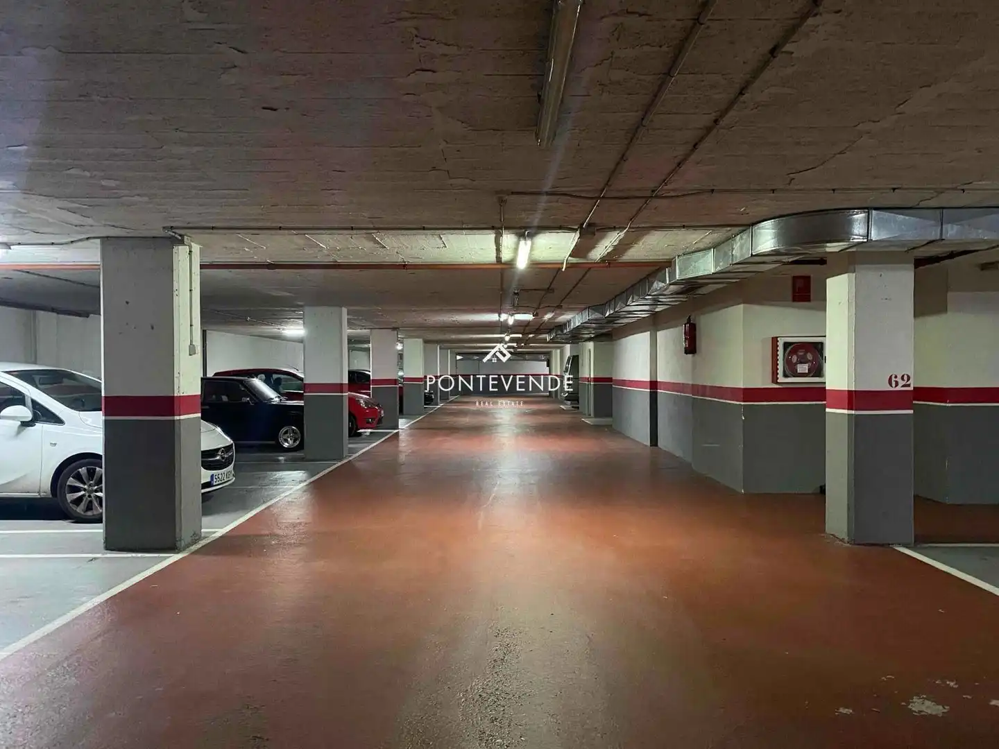 Parking de Piso en venta en Poio con Calefacción, Parquet y Trastero