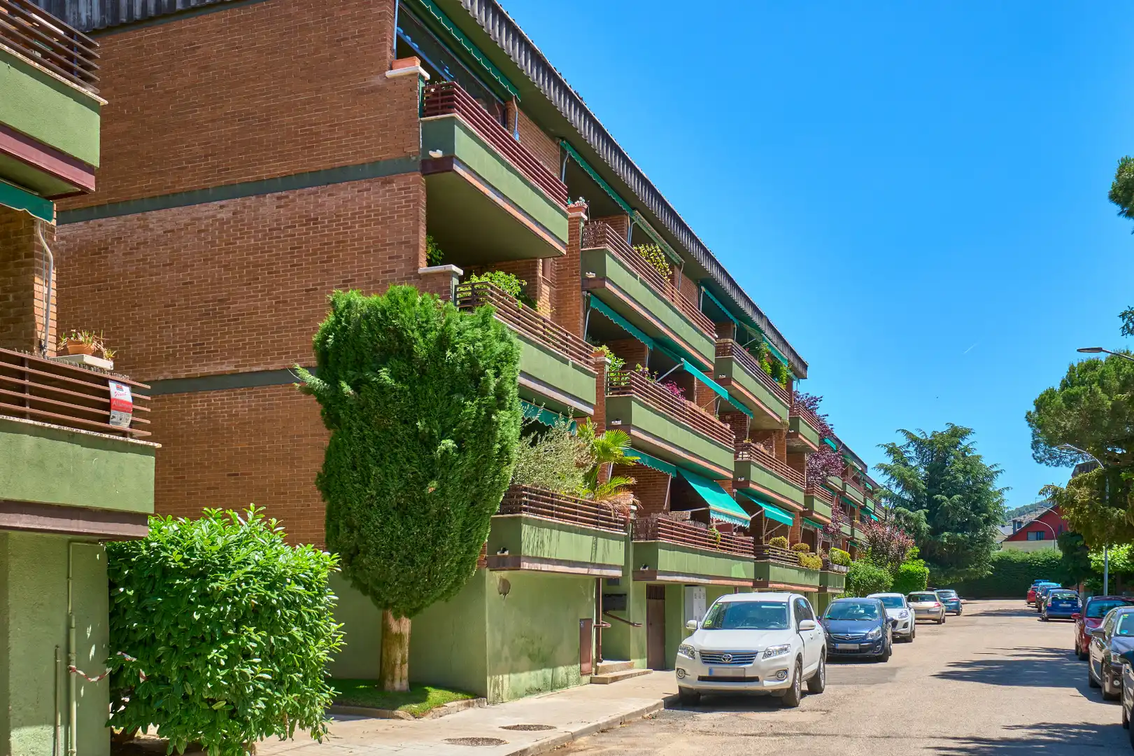Außenansicht von Wohnung zum Verkauf in Collado Mediano mit Heizung, Terrasse und Abstellraum
