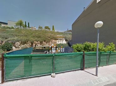 Terreny residencial en venda a Carrer dels Asgous 17