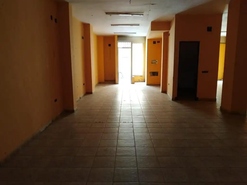Local en venta en El Viso del Alcor con Alarma