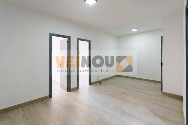 Piso en Venta en Carrer Campoamor en Bellvitge