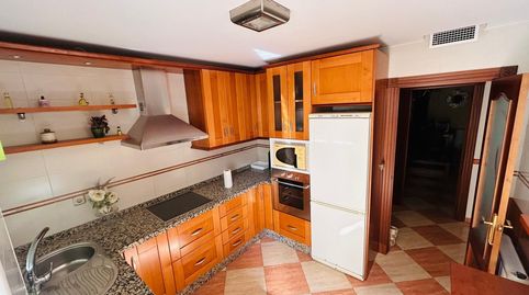 VENTA DE PISO CON COCHERA CERRADA Y TRASTERO