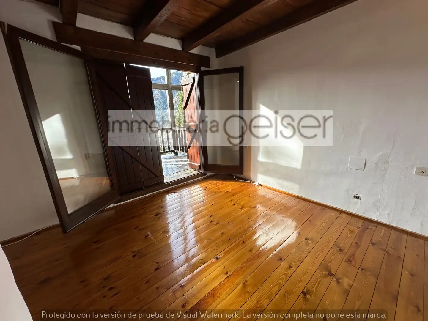 Vista exterior de Dúplex en venta en Ordino con Calefacción, Parquet y Terraza
