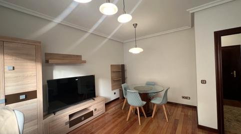 Photo 3 of Flat to rent in Calle de la Independencia, Parque San Francisco - Uría, Oviedo