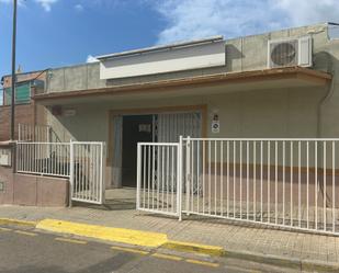 Exterior view of Premises for sale in Sant Vicenç Dels Horts