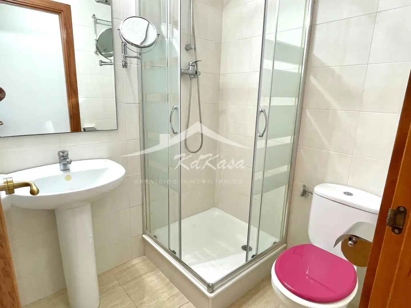 Bathroom of Attic for sale in Salou  with Air Conditioner, Heating and Terrace