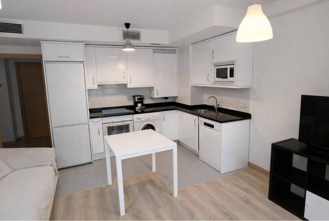 Cuina de Pis en venda en Málaga Capital amb Terrassa