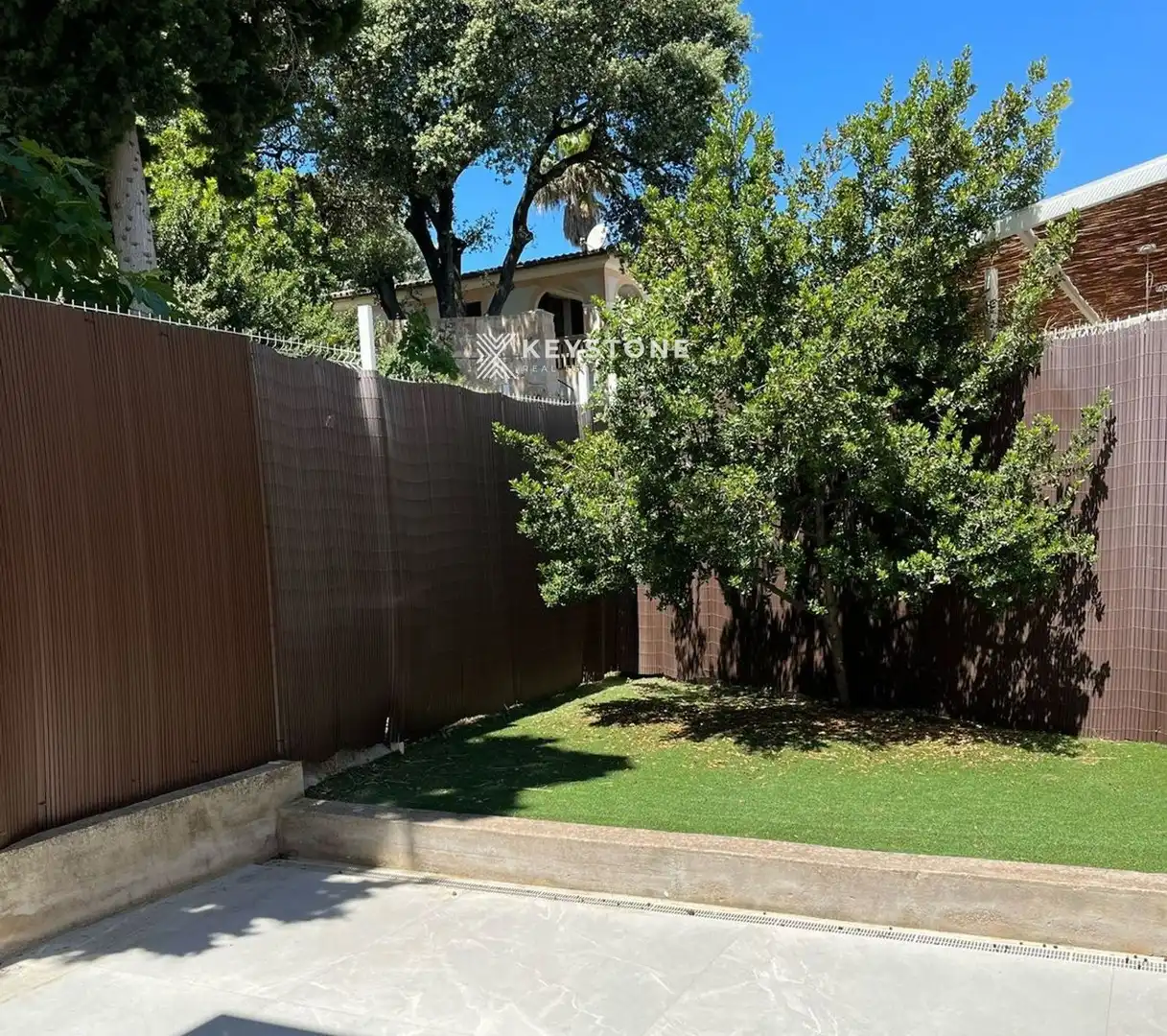 Vista exterior de Casa o xalet de lloguer en  Palma de Mallorca amb Aire condicionat, Terrassa i Alarma