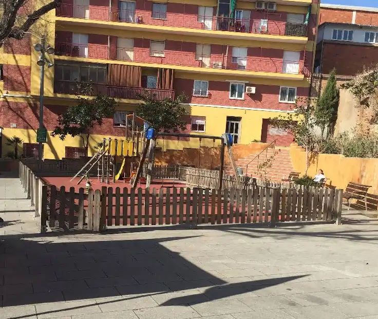 Aparcament de Planta baixa en venda en Artigues - Llefià