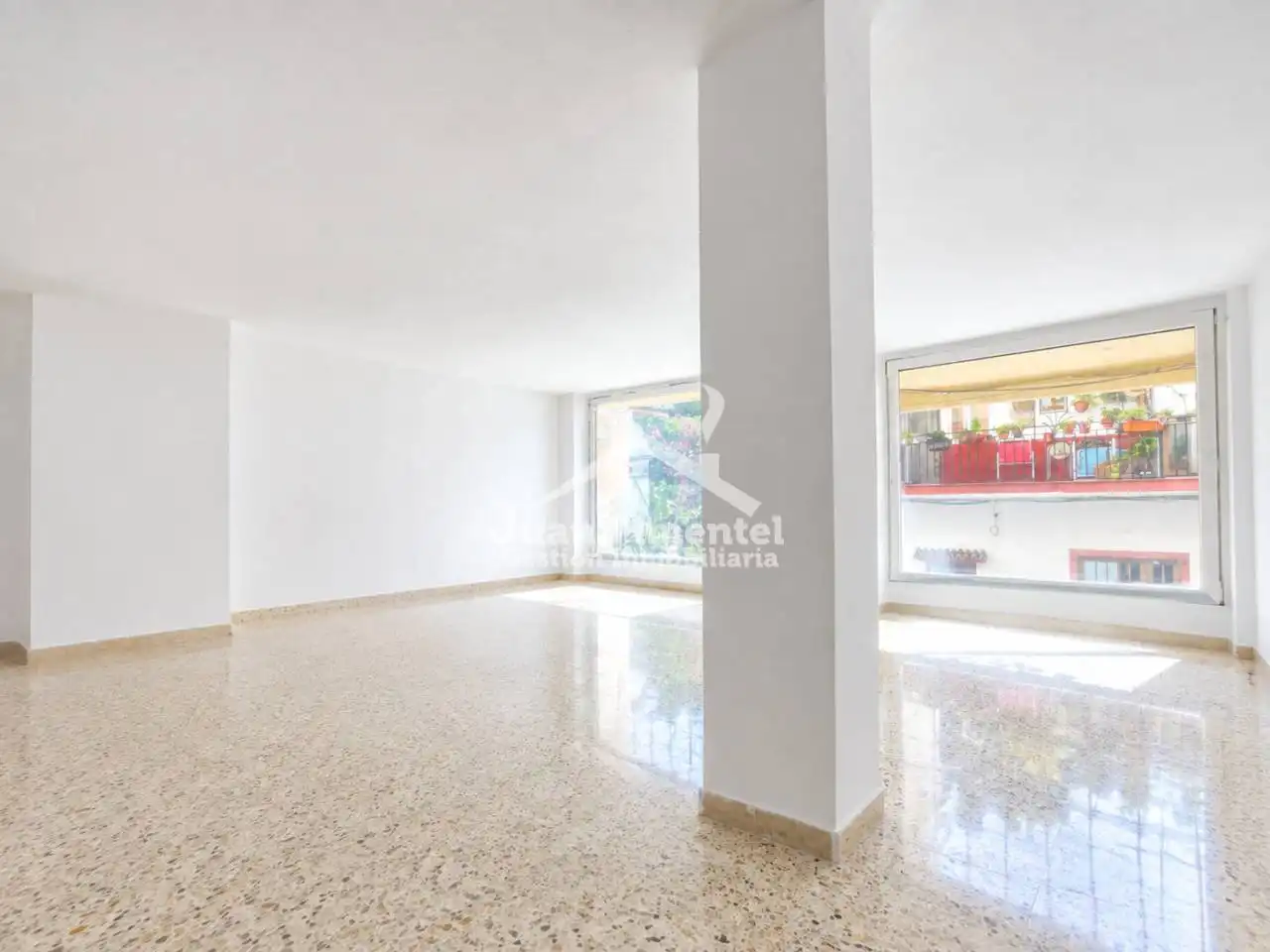 Local comercial en alquiler en Calle Jesús Cautivo 1, imagen 5
