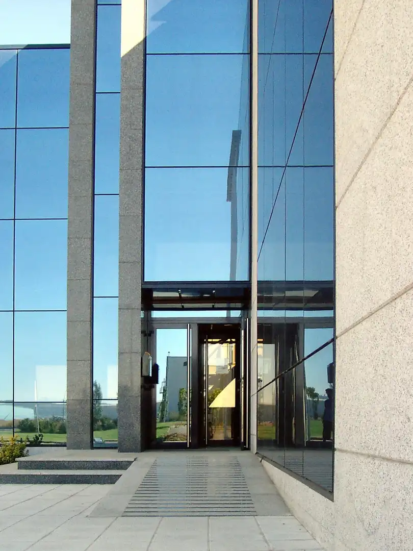 Vista exterior de Edifici en venda en Venta de Baños