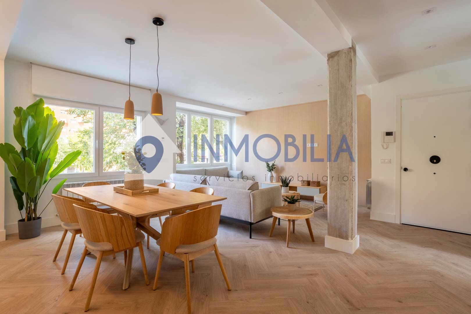 Living room of Flat for sale in  Madrid Capital  with Air Conditioner, Heating and Storage room
