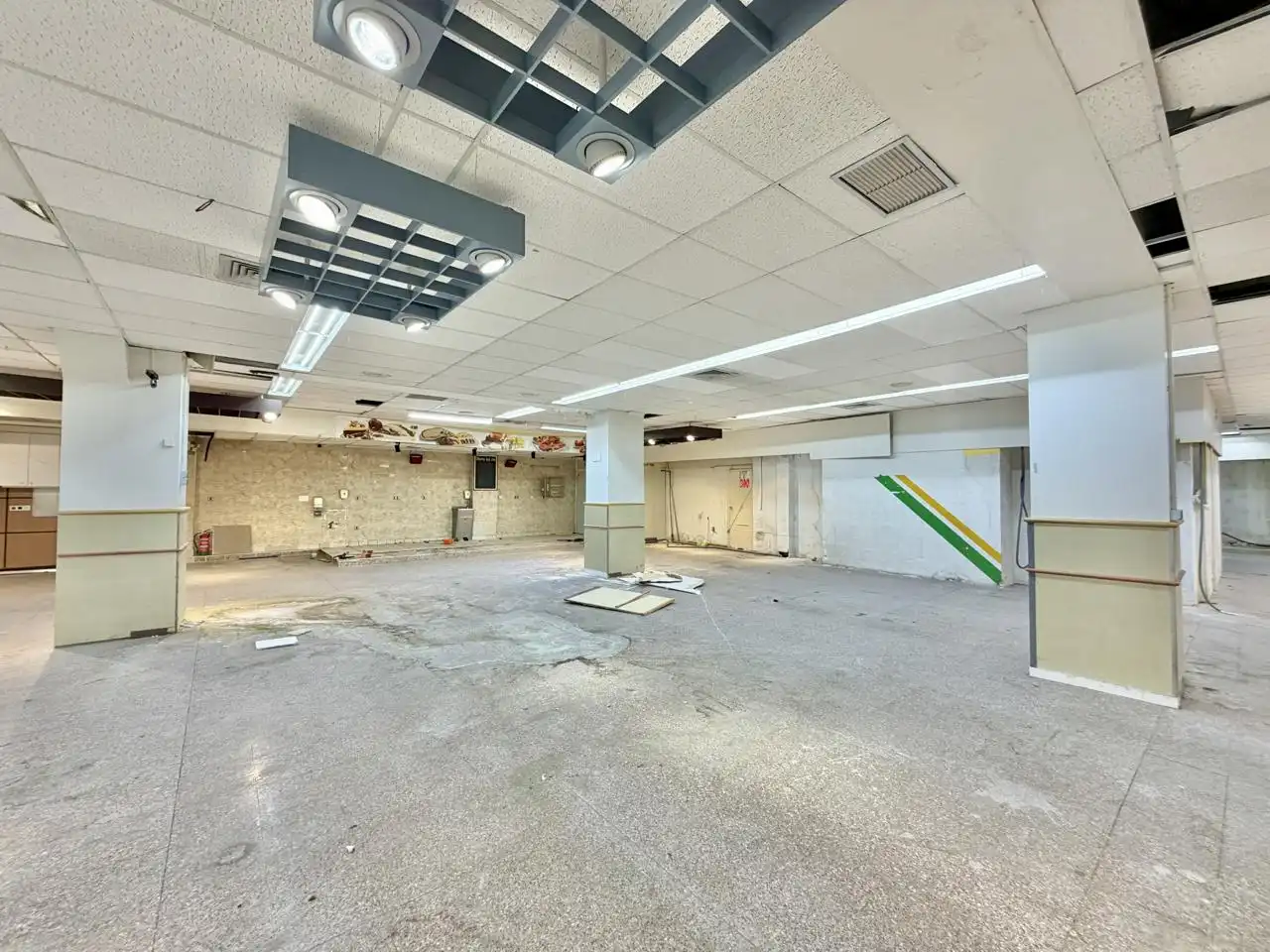 Locale commerciale in vendita a Calle Santa Clara, imagen 12