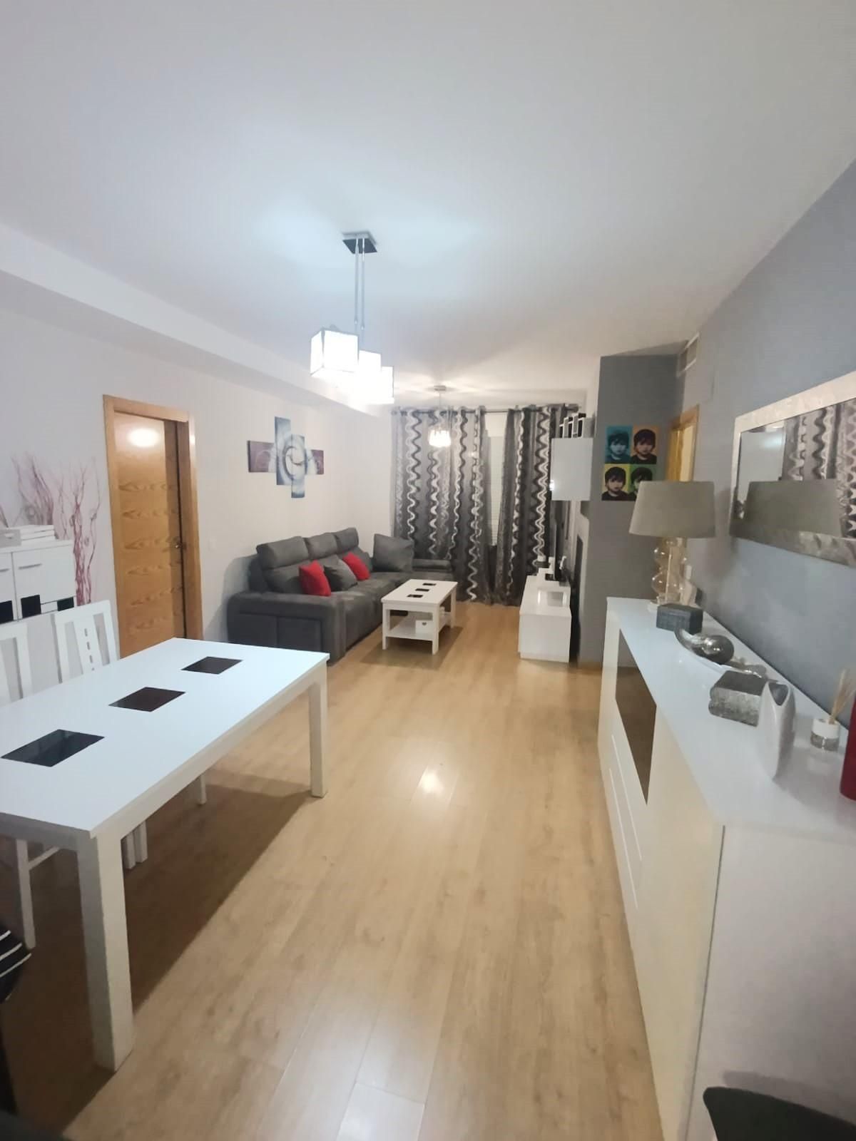 Sala d'estar de Pis en venda en  Córdoba Capital amb Aire condicionat, Jardí privat i Terrassa