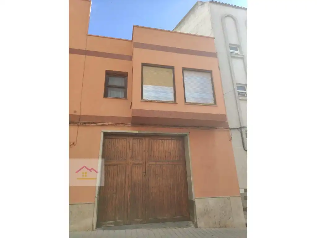 Casa en venda a Calle General Cucala 5, imagen 2