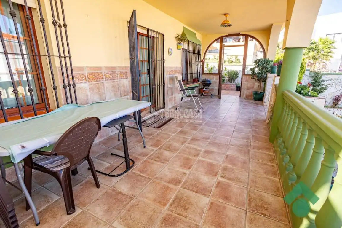 Terrace of Houses for sale in Algeciras  with Heating and Swimming Pool