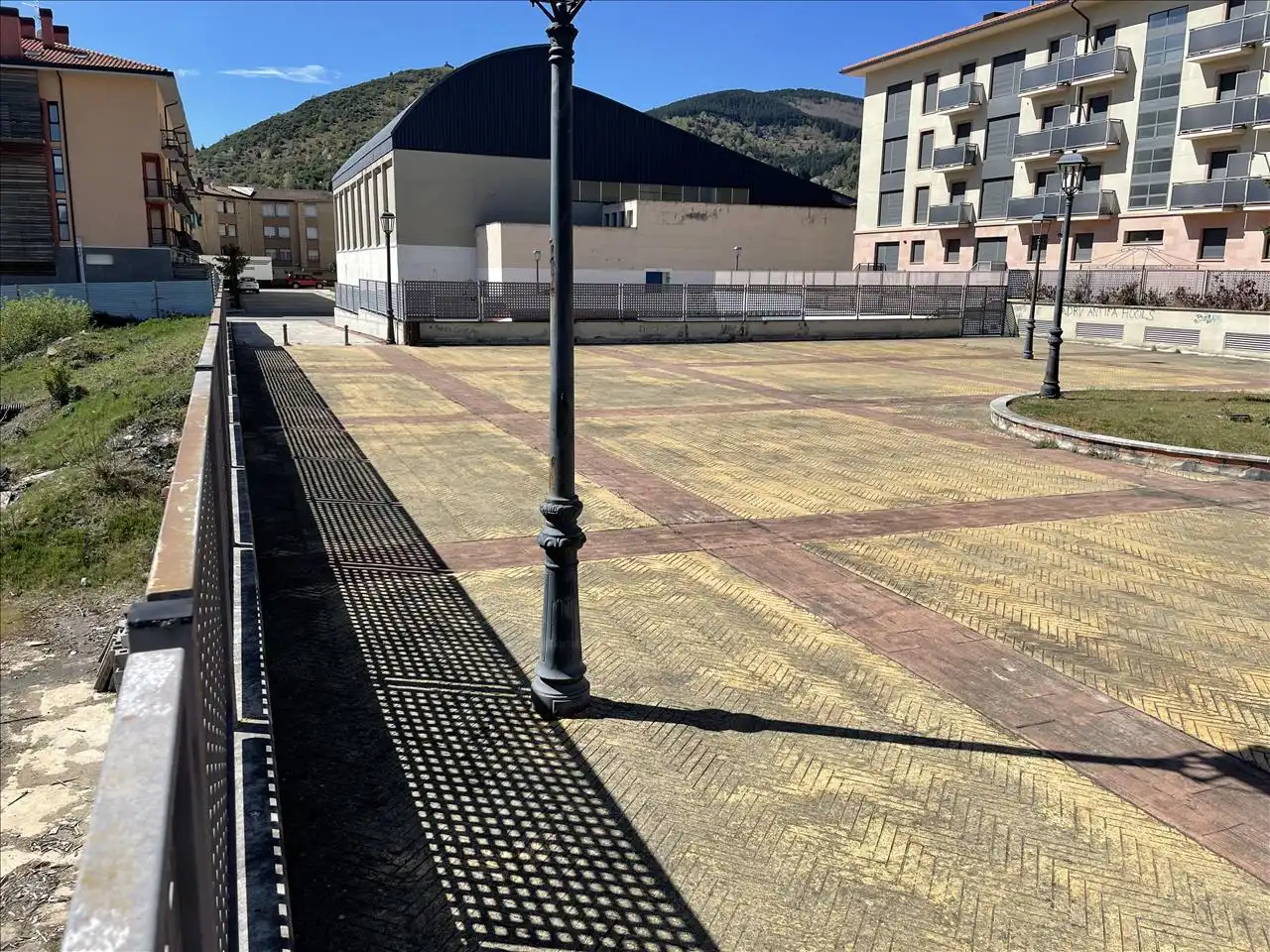 Residencial en venta en ELISEO CADARSO, Ezcaray