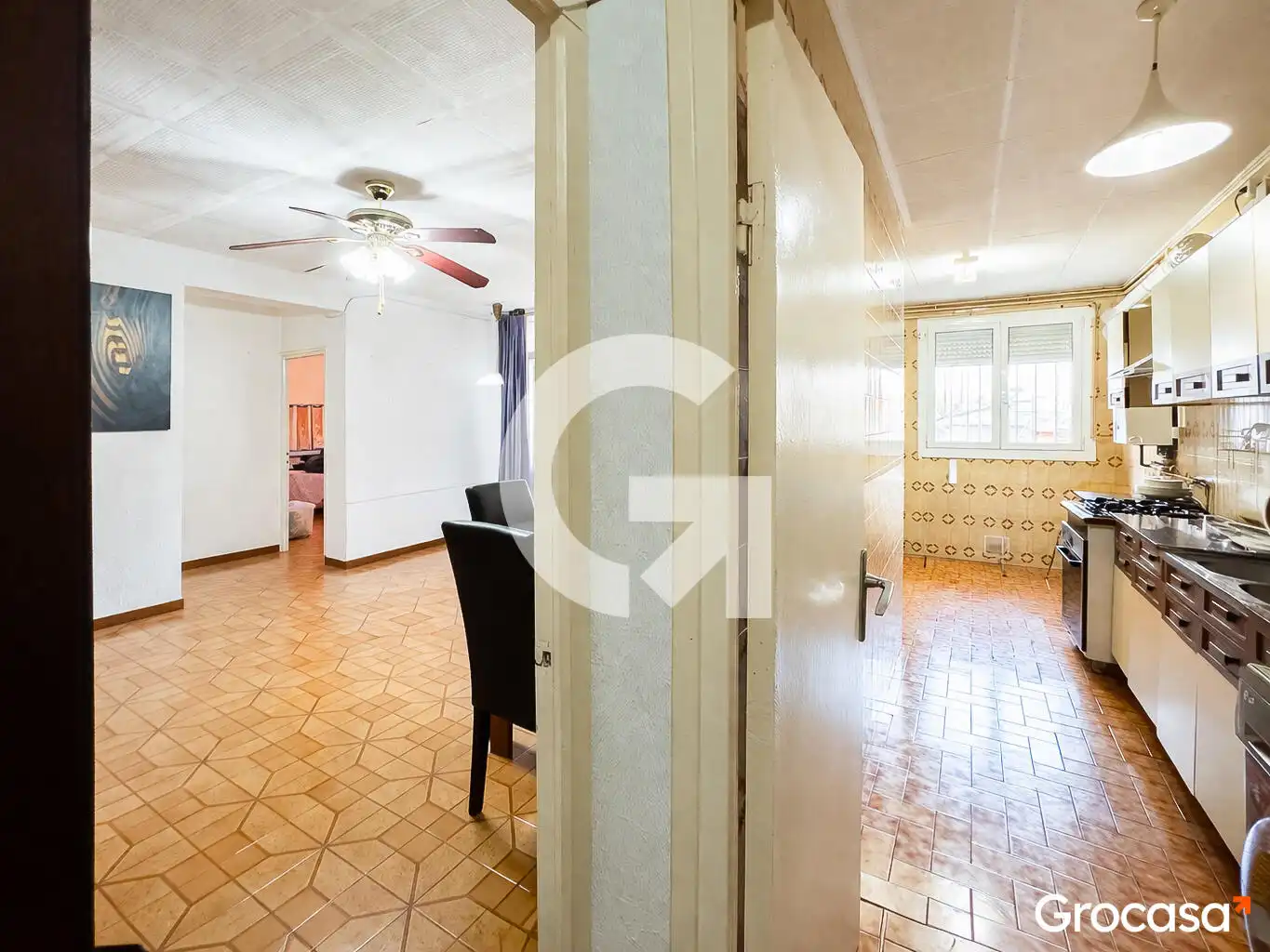 Flat with terrace for sale in Nou Barris, imagen 5