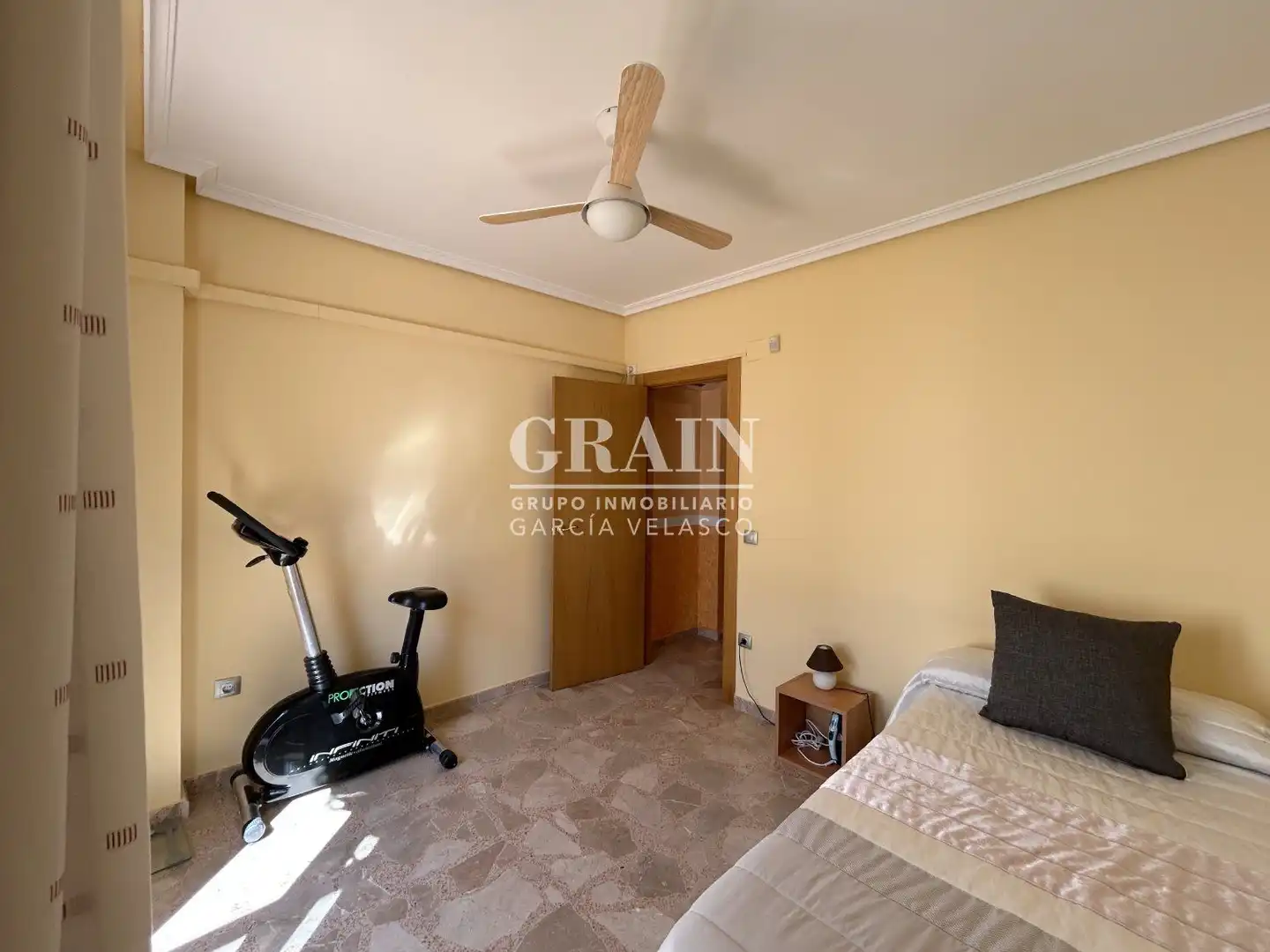 Piso en venta en Albacete con Aire acondicionado, Calefacción y Trastero