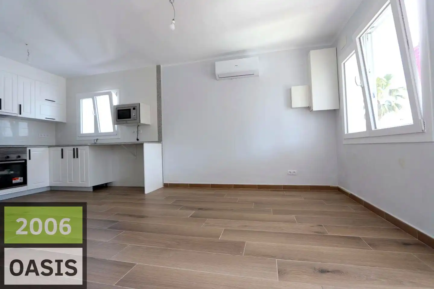 Sala de estar de Casa o chalet en venta en Mont-roig del Camp con Aire acondicionado y Jardín privado