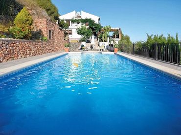 Casa amb piscina en venda a Frigiliana