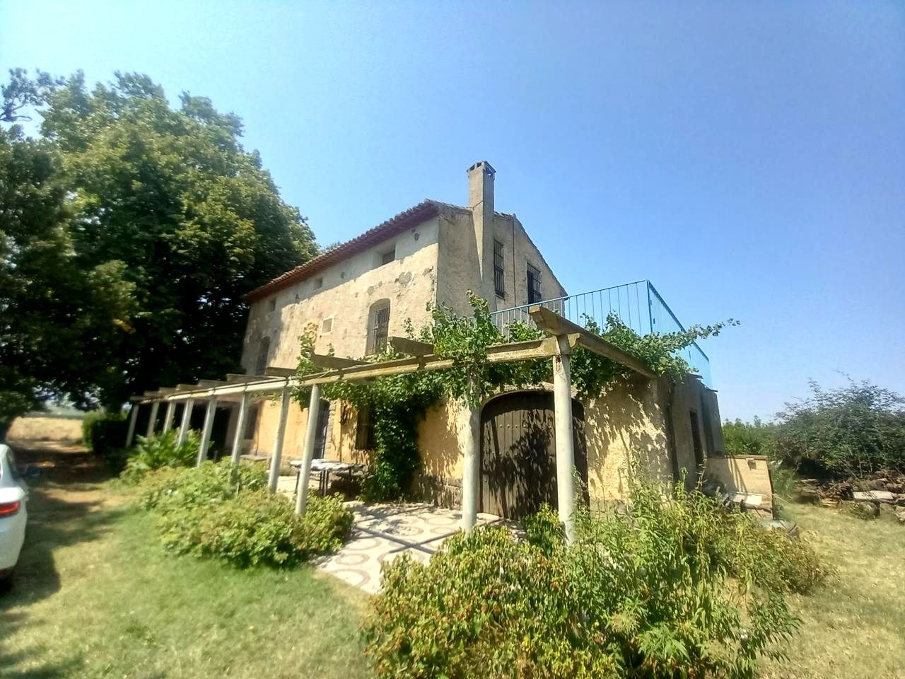 Vista exterior de Finca rústica en venda en La Almunia de Doña Godina  amb Calefacció, Jardí privat i Terrassa