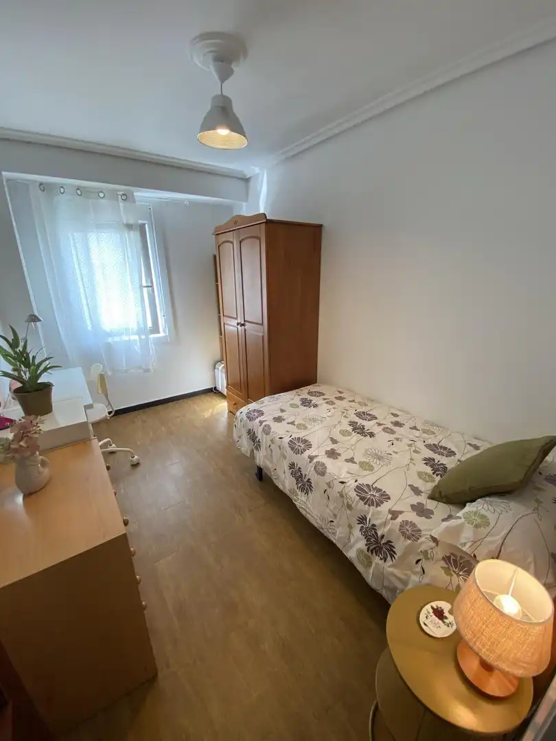Flat for rent in Rúa Manuel Deschamps, Agra del Orzán - Ventorrillo