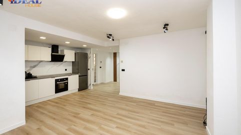 Piso de 82 m2 construidos, en planta baja con 3 dormitorios, 2 baños completos, salon con cocina abierta equipada con electrodomes, imatge 5