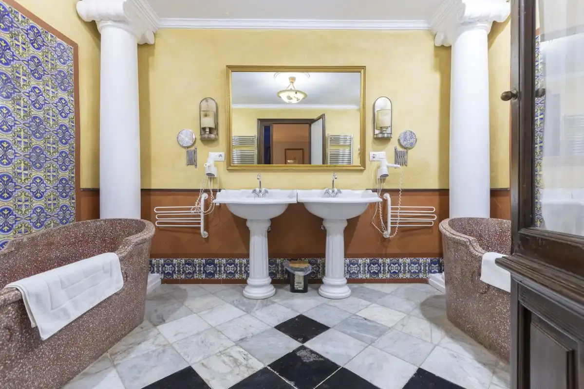 Baño de Casa o chalet en venta en Cazalla de la Sierra con Aire acondicionado, Calefacción y Jardín privado