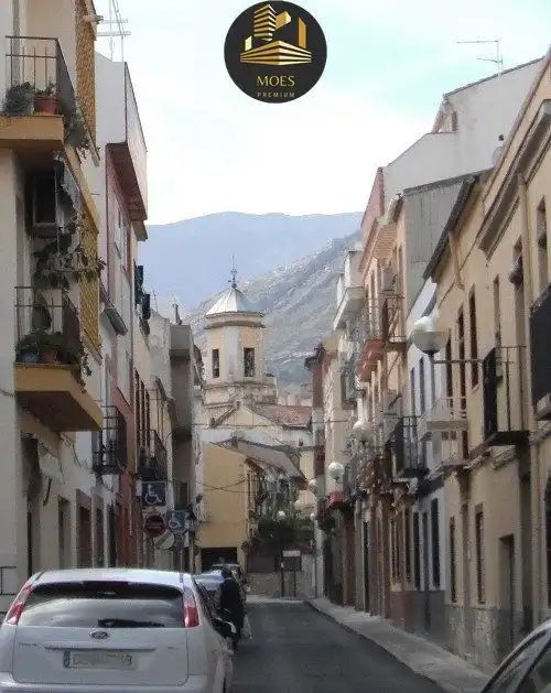 House with terrace for sale in Belén - San Roque