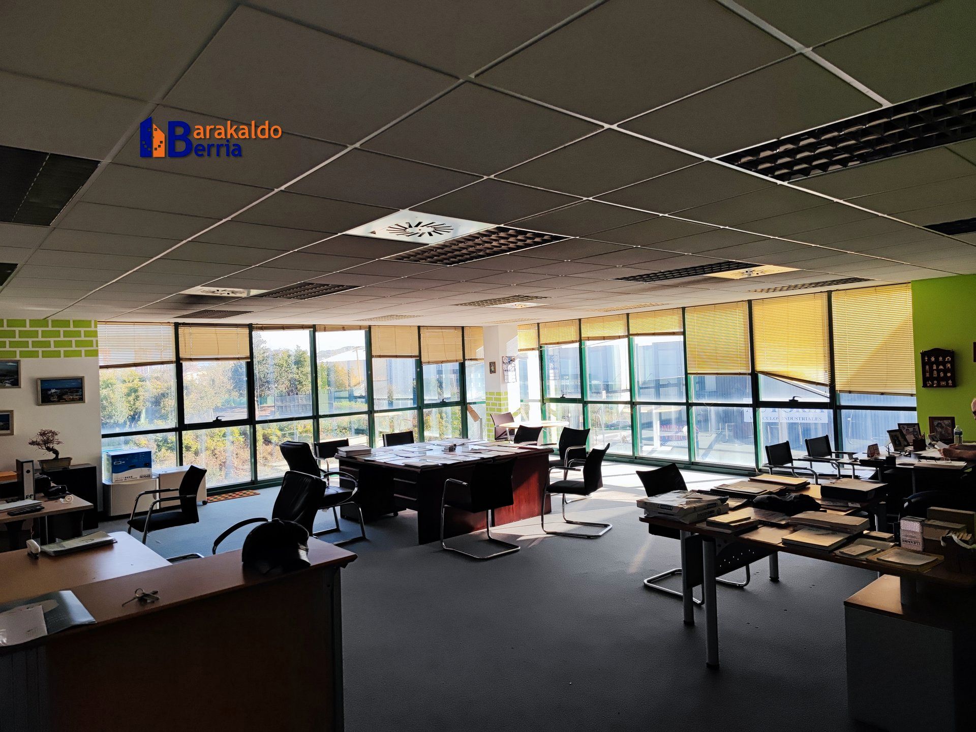 Office for sale in Valle de Trápaga-Trapagaran