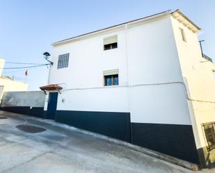 Exterior view of House or chalet for sale in Cúllar  with Terrace, Storage room and Balcony