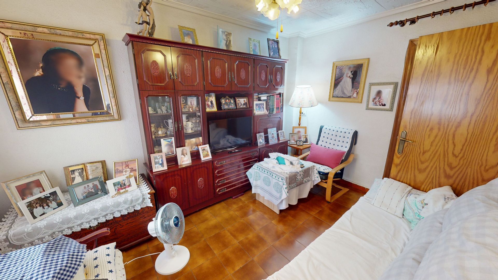 Living room of Flat for sale in Elche / Elx  with Air Conditioner, Furnished and Balcony