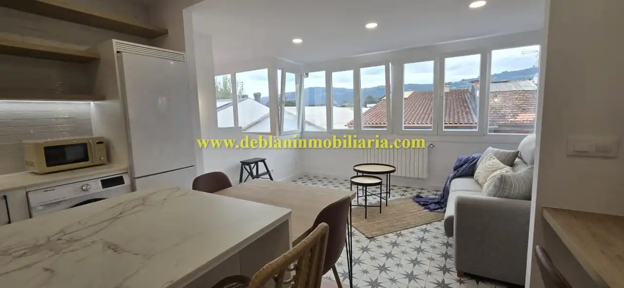 Habitación de Piso de alquiler en O Porriño   con Calefacción y Amueblado