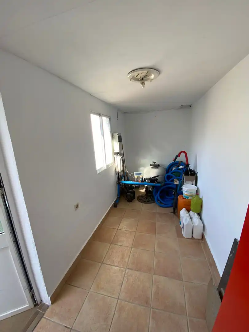 Casa o xalet en venda en Dos Hermanas amb Aire condicionat, Calefacció i Jardí privat