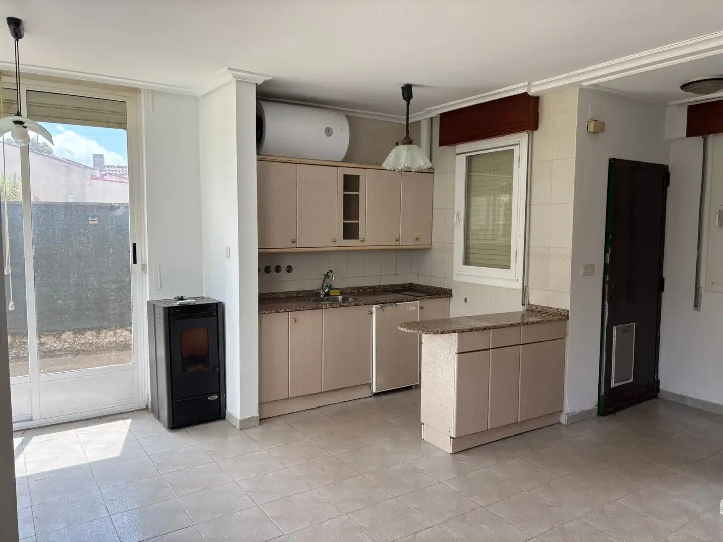 Kitchen of Residential for sale in Nalda