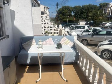 Ground floor with pool for sale in Los Balcones - Los Altos