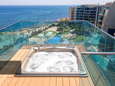 Penthouse with balcony for sale in MAR LLANA