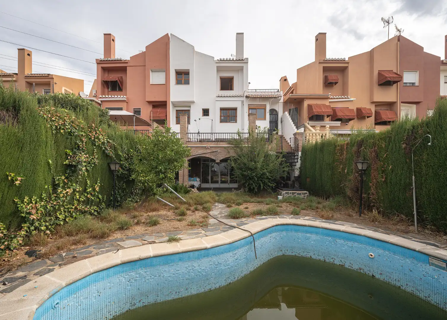 Garden of Houses for sale in Genil