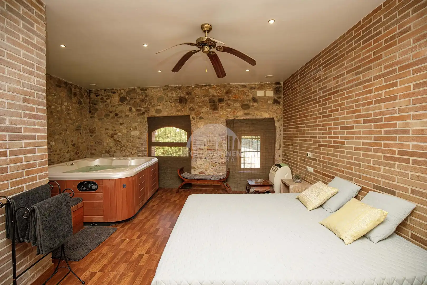 Habitación de Finca rústica en venta en Calonge i Sant Antoni con Calefacción, Terraza y Trastero