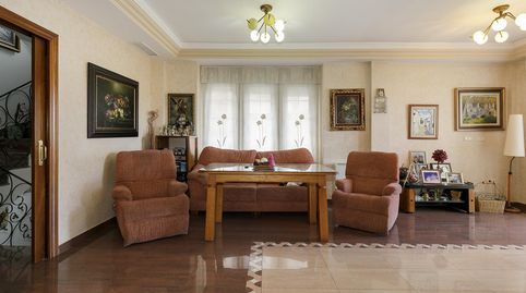 Foto 3 de Casa adosada en venta en Calle Casa Suiza, Gójar, Granada