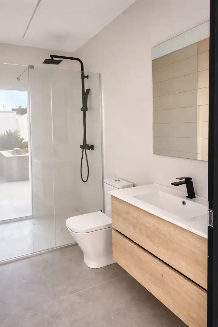 Baño de Casa o chalet en venta en L'Eliana con Aire acondicionado, Jardín privado y Terraza