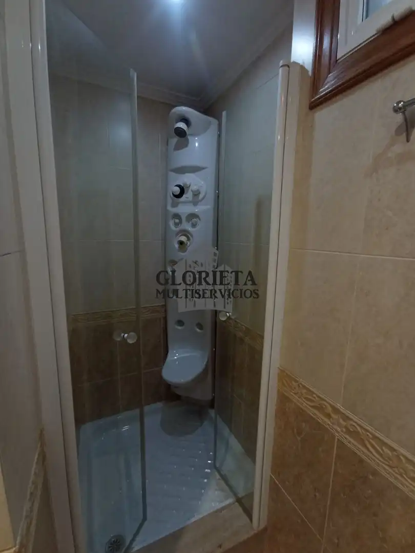 Baño de Casa adosada en venta en Baiona con Calefacción, Parquet y Terraza