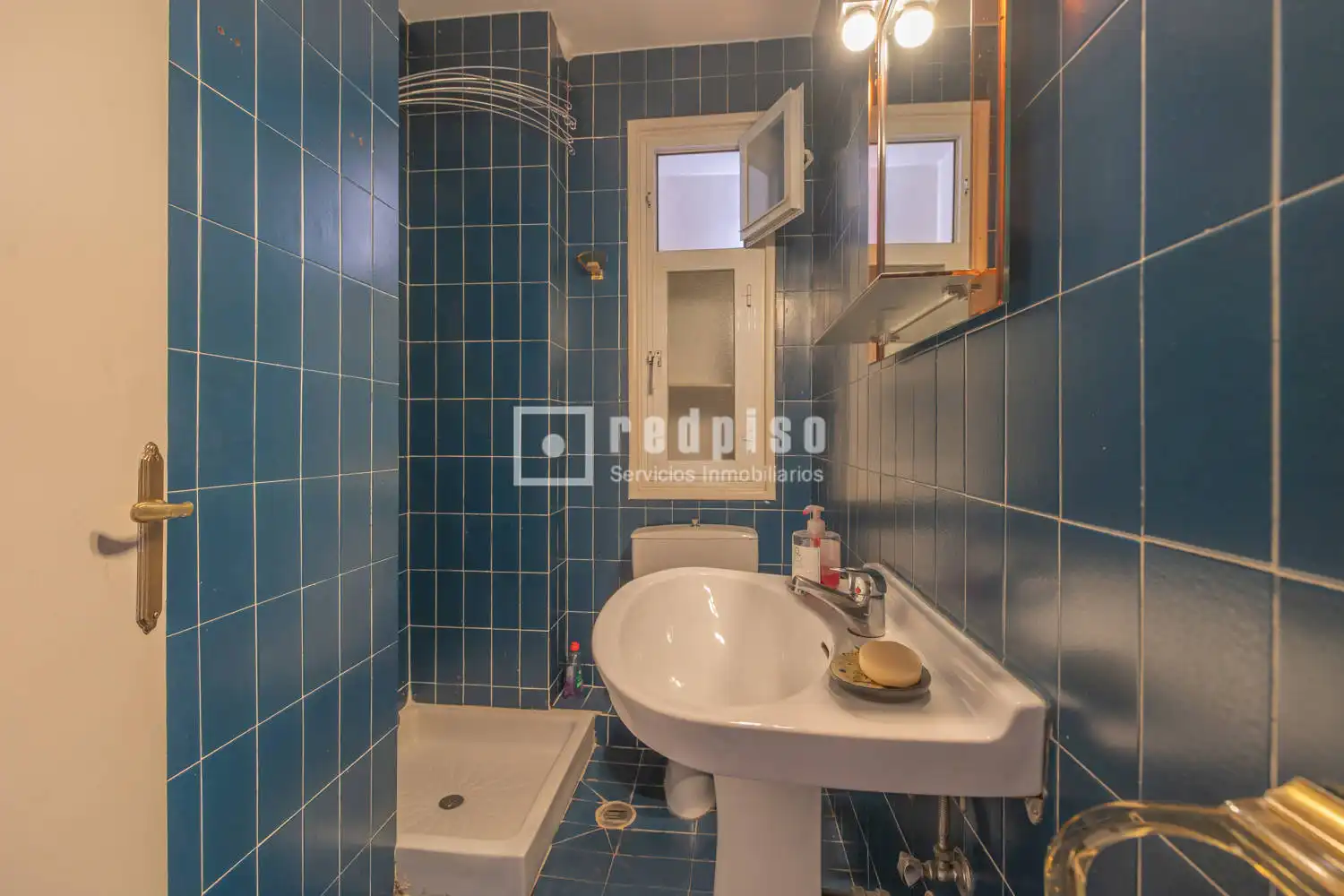 Badezimmer von Wohnung zum Verkauf in Madrid mit Klimaanlage, Heizung und Terrasse