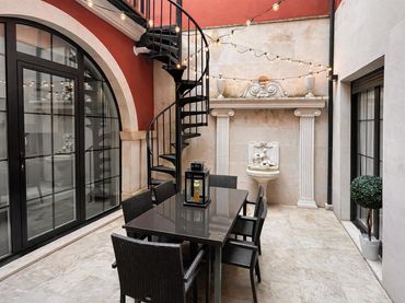 Piso con balcón en venta en Casco Antiguo