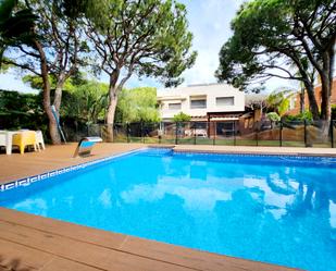 Swimming pool of House or chalet for sale in Gavà  with Air Conditioner, Heating and Private garden