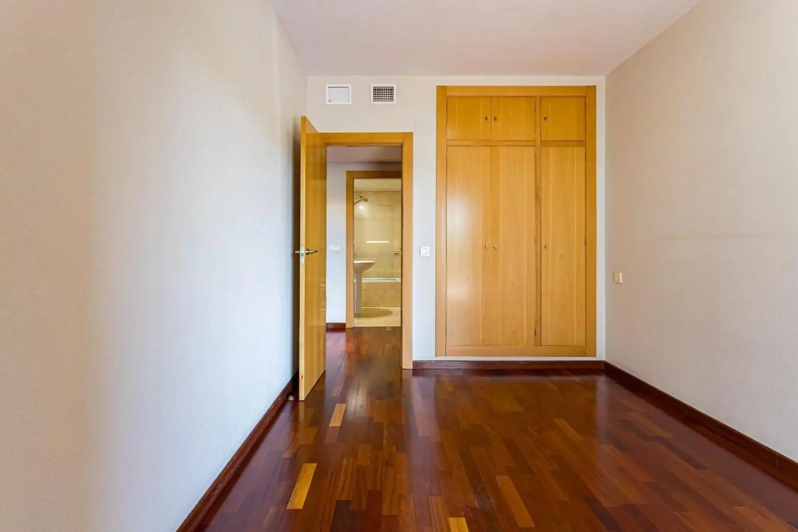 Piso en venta en Vistalegre