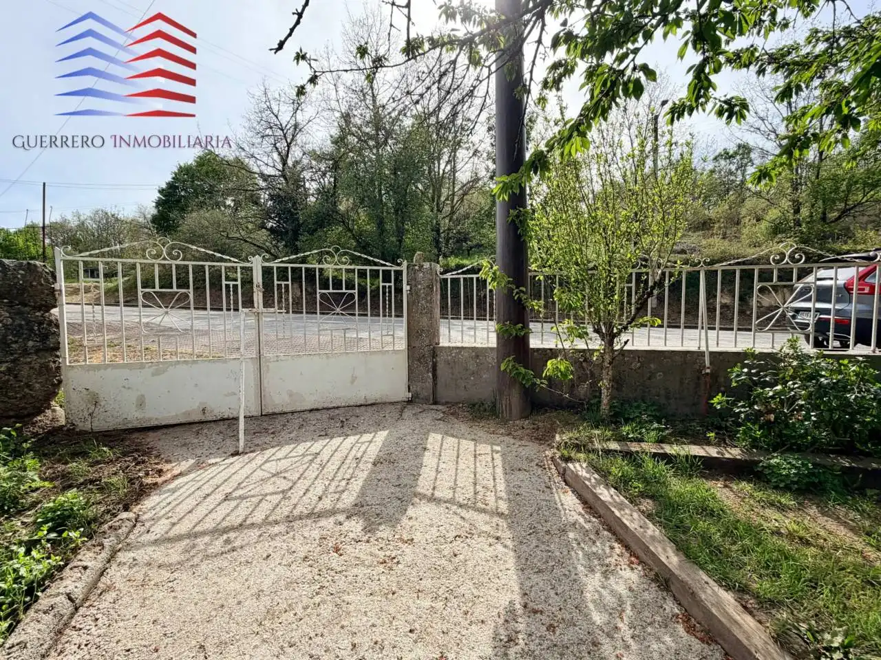 Casa o xalet de lloguer en San Cibrao das Viñas amb Calefacció, Terrassa i Moblat