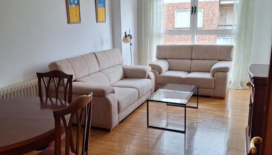 Photo 1 of Flat to rent in Joaquín Costa, Carmelitas, Salamanca